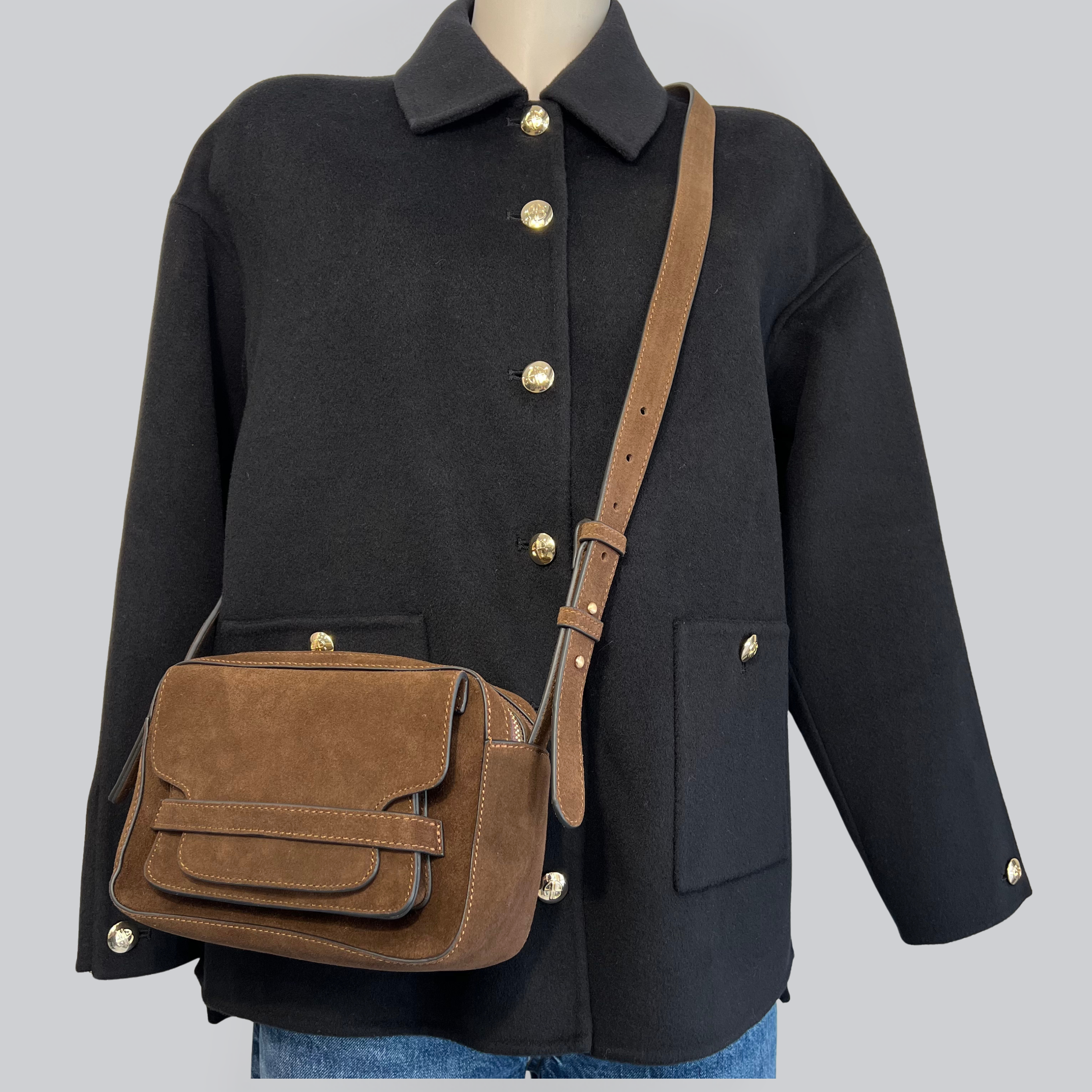 Sac Thirteen Chocolat TODAY PARIS caméra bag porté